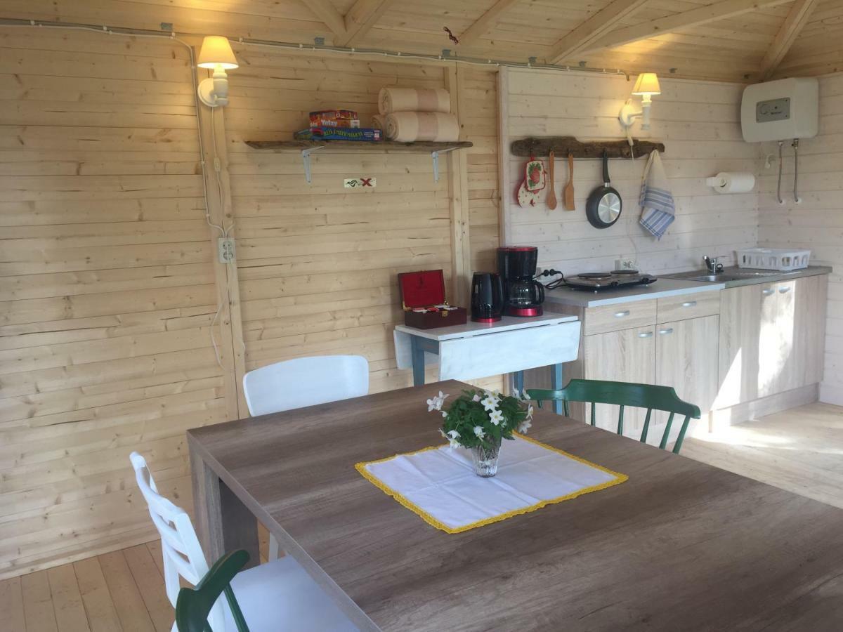 Sarapuu puhkemaja Villa Hullo Bagian luar foto
