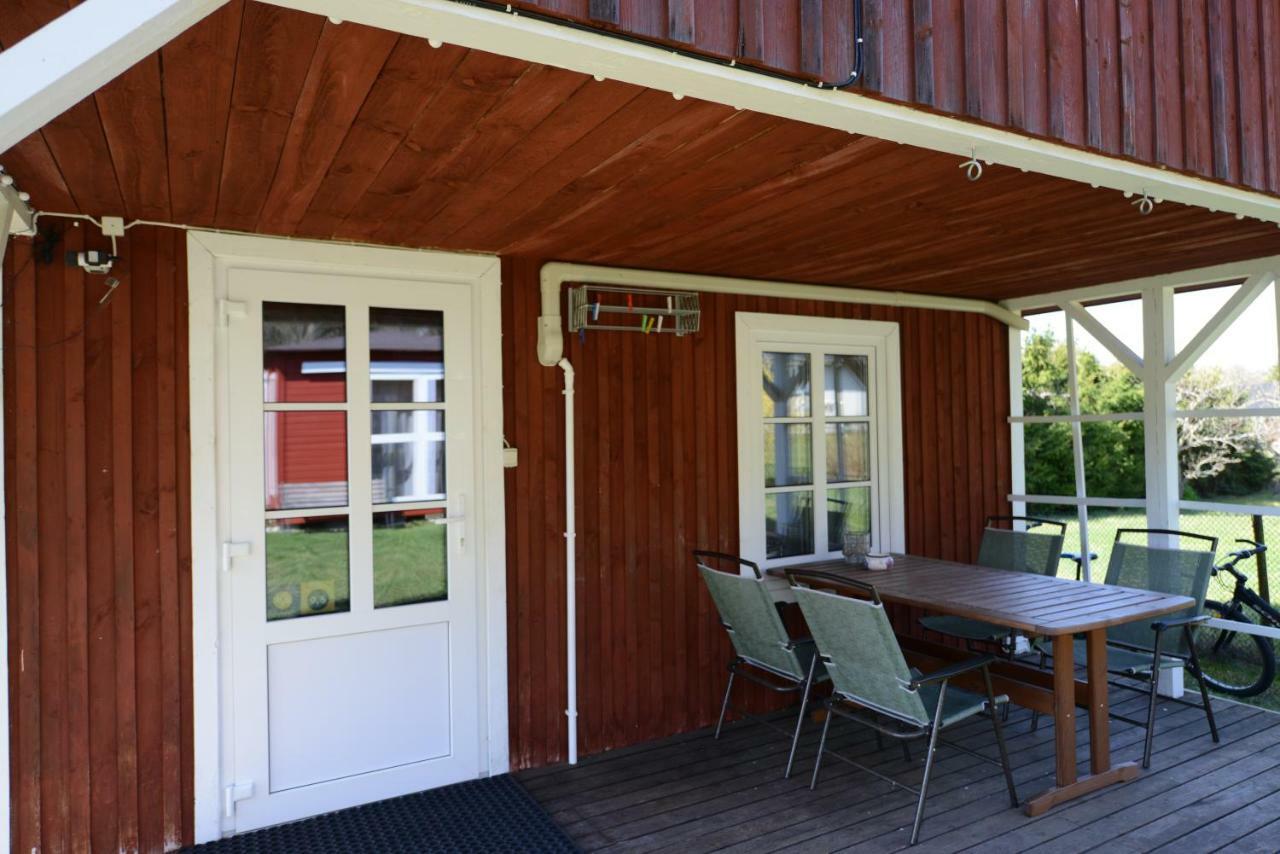 Sarapuu puhkemaja Villa Hullo Bagian luar foto